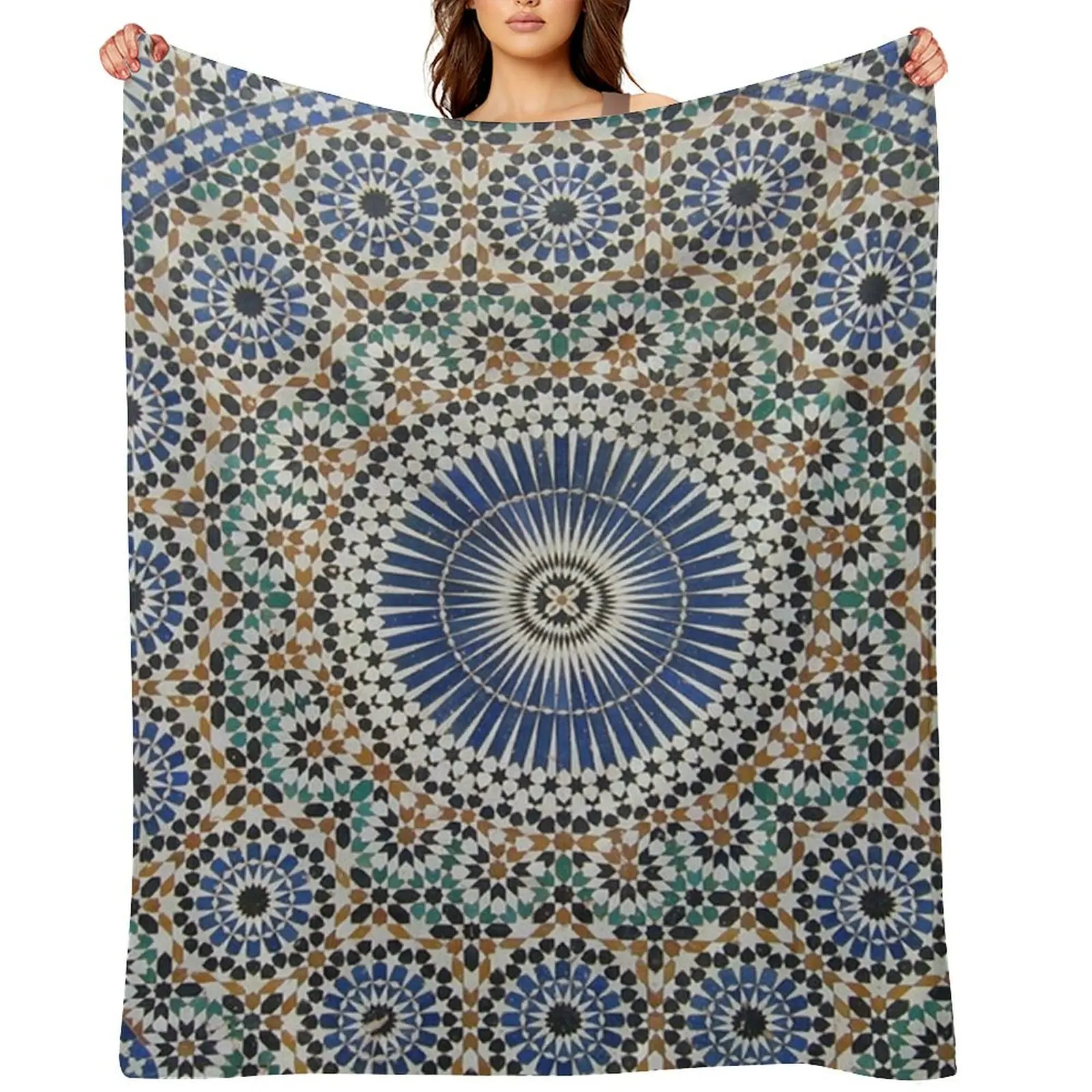 

zellige moroccan mosaic tilework, traditional moroccan art Throw Blanket Nap Bed linens Cute Plaid warm for winter Blankets
