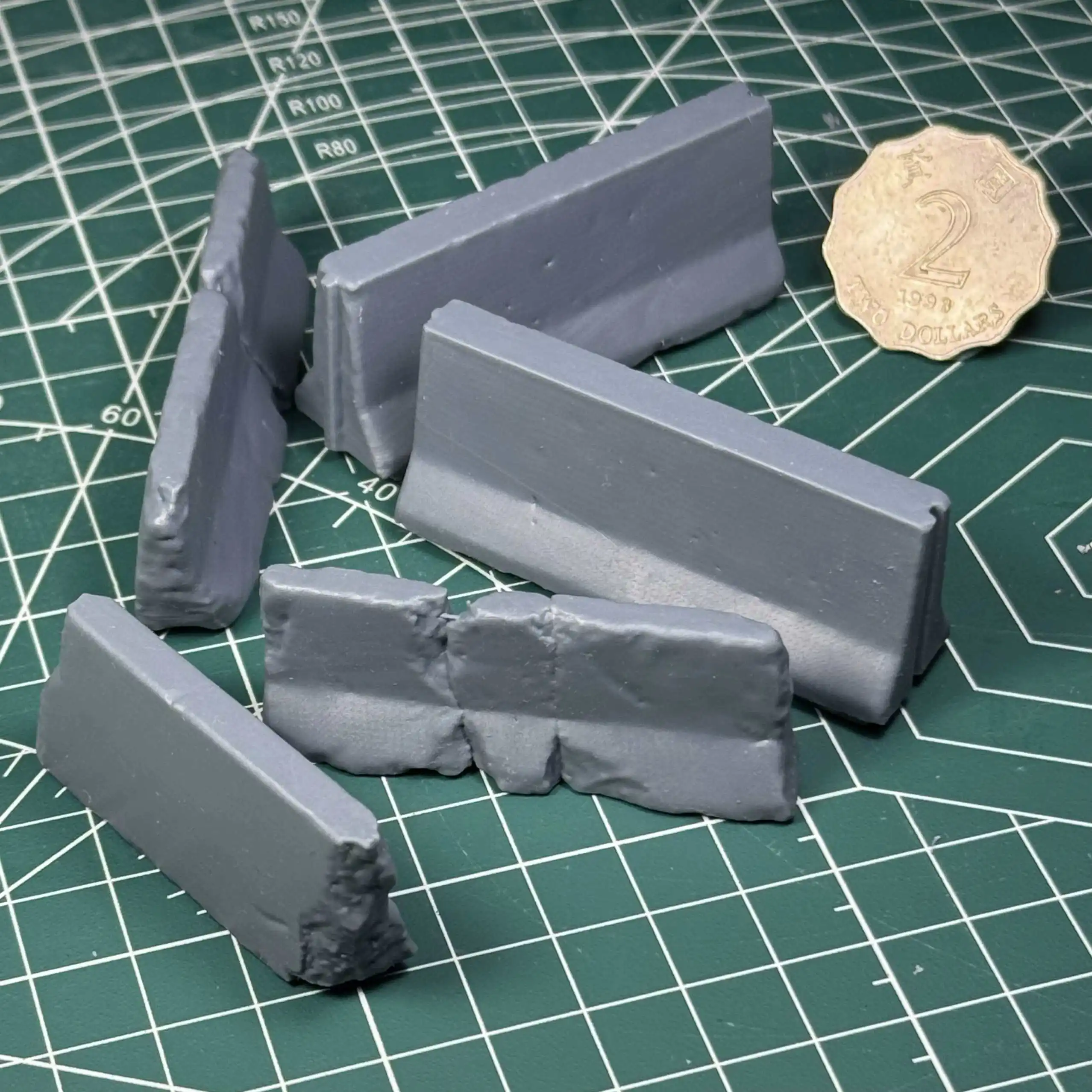 

Аксессуары для сцены модели 1/35 Современный дорожный бетонный пирс Бесцветная и самособранная 3D-печать S002