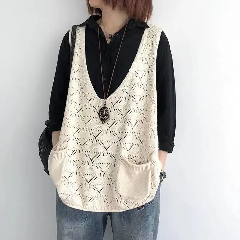 Women Vintage Simple Casual Hollow Pockets Solid Knitted Sweater Vest Spring Autumn V Neck Sleeveless Loose Outerwears Waistcoat