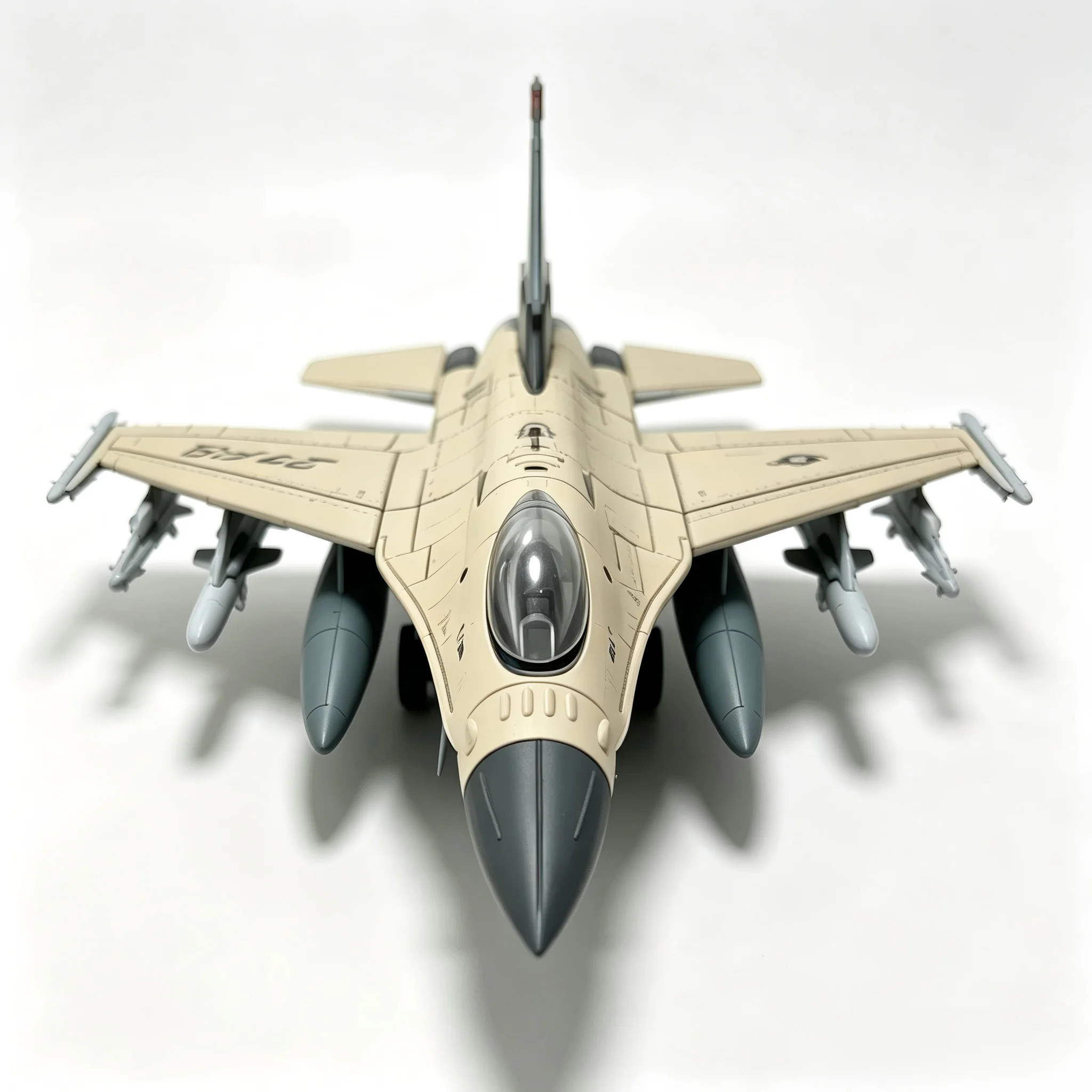 1:72 F-16 Fighting Falcon Kampfjet-Modell, Legierung, Kunststoff, Militärflugzeug-Replik, Sammlerstück, Geschenk, Schreibtischdekoration für Luftfahrt-Hobby – Detail 6