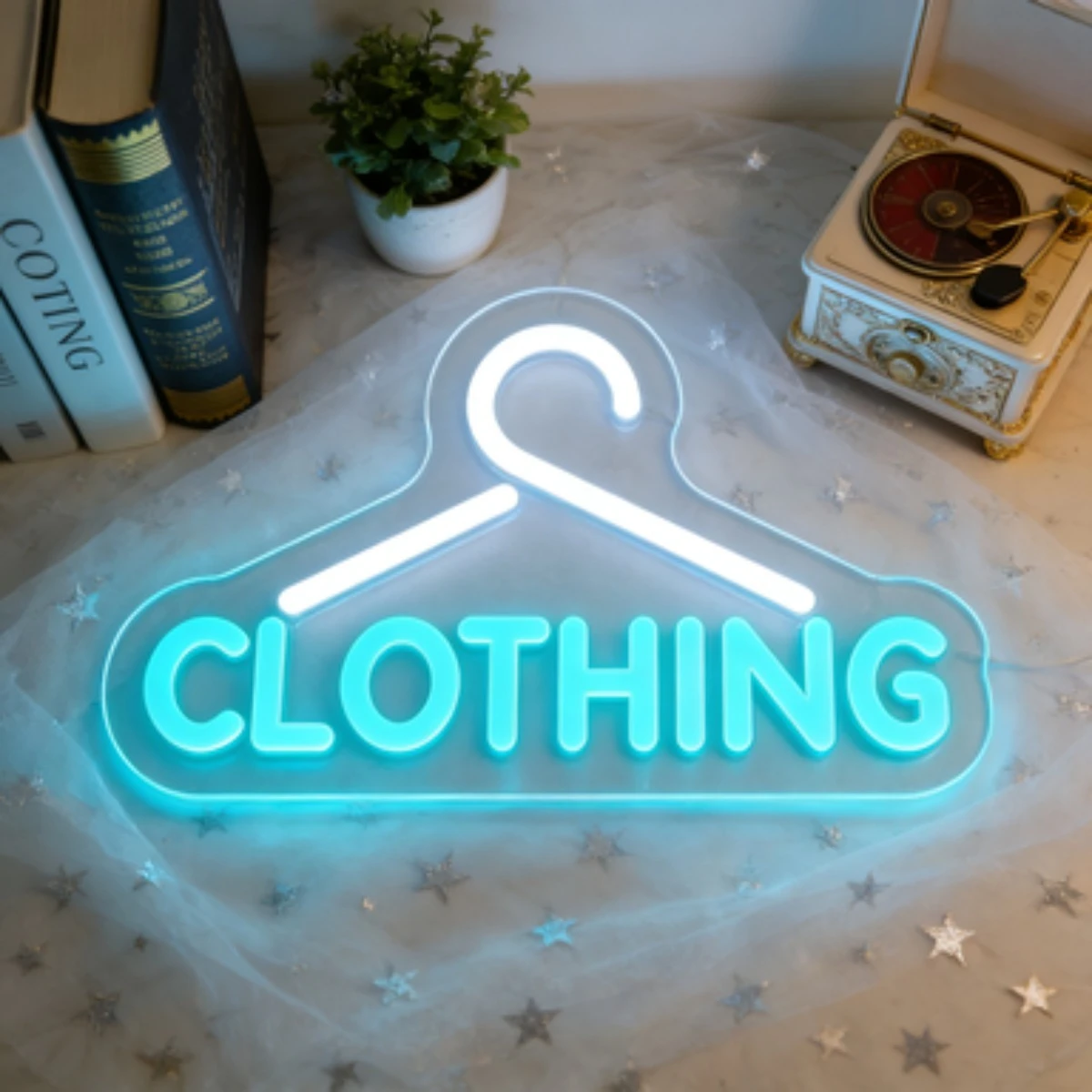 

Неоновая вывеска CLOTHING Garment Hanger с сине-белой LED-подсветкой для магазина одежды, домашнего декора, спальни, бара, бутика, настенный декор, креативный неоновый светильник