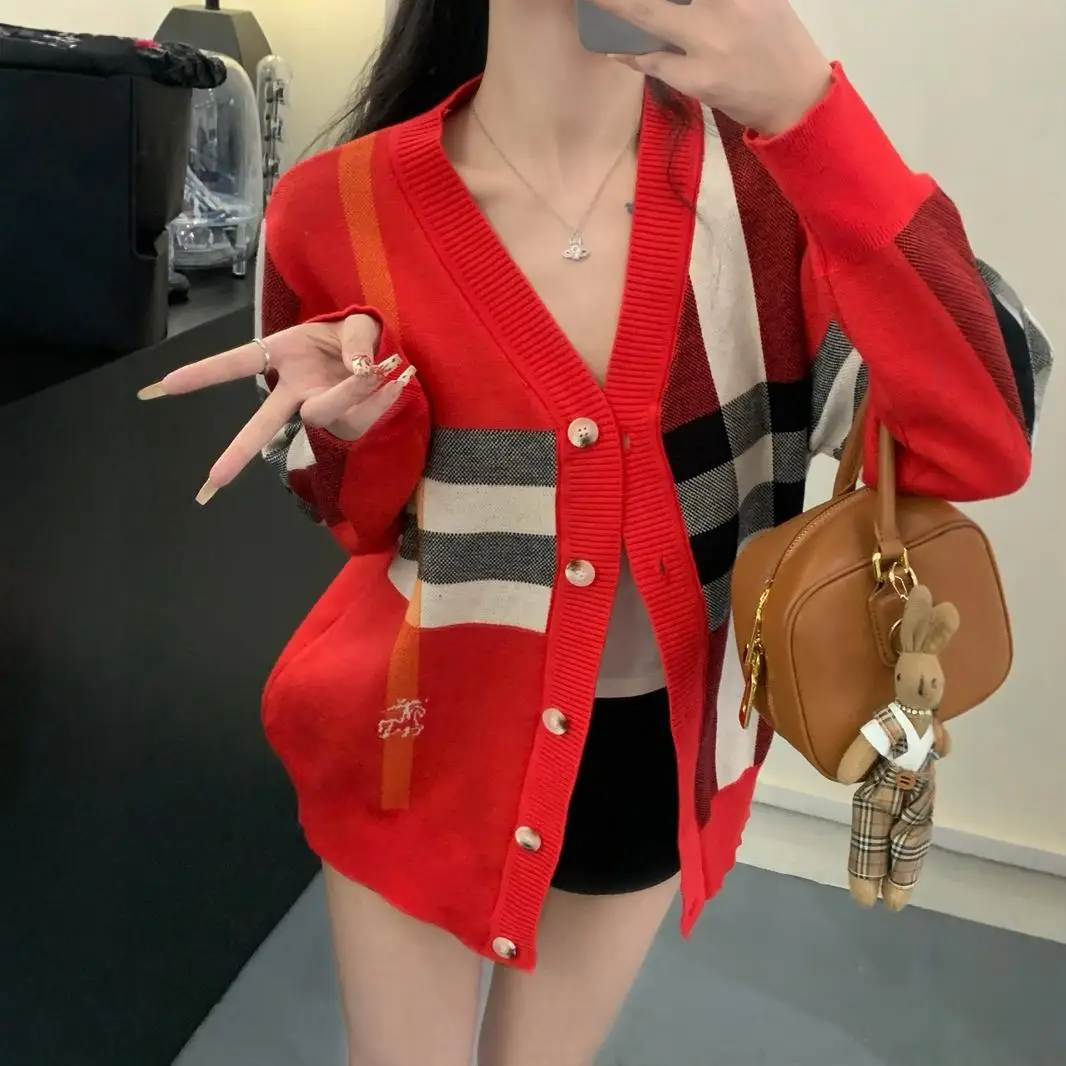 Vintage Red Plaid Knitted Cardigan for Women, Tailor-made Fall/Winter New Arrival