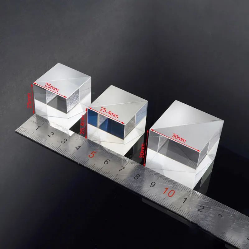 Rapporto di divisione del prisma dello splitter del raggio laser di dispersione dicroica del cubo di vetro ottico 50:50 per il prisma