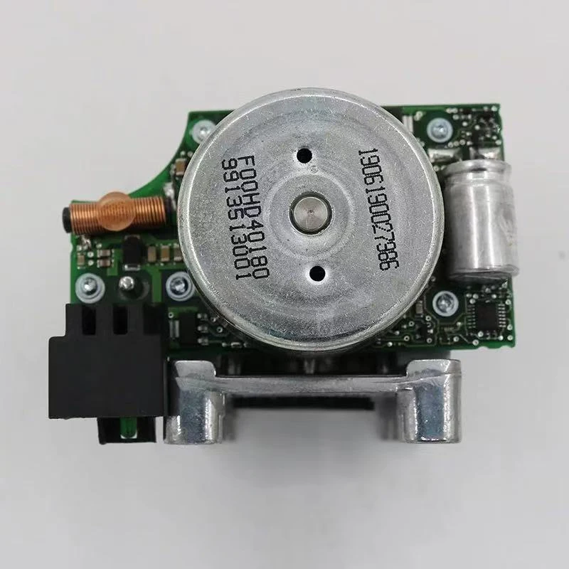 

New Urea Pump Motor SCR Urea Post-Processing Motor 612640130088 F00BH40180 9913513001 Fit For 2.2