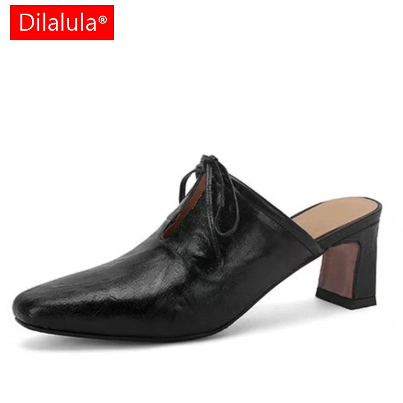 Dilalula 2025 styl japoński oryginalne kapcie z owczej skóry damskie zakryte palce grube wysokie obcasy Party Dress muły damskie