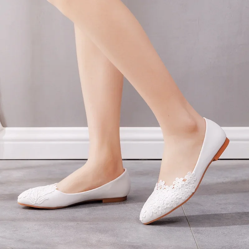 Women Flat Lace Wedding Shoes Comfort Casual Women Fashion Soft Sole Breathable White Pointy Casual Flats Shoes Zapatos De Mujer