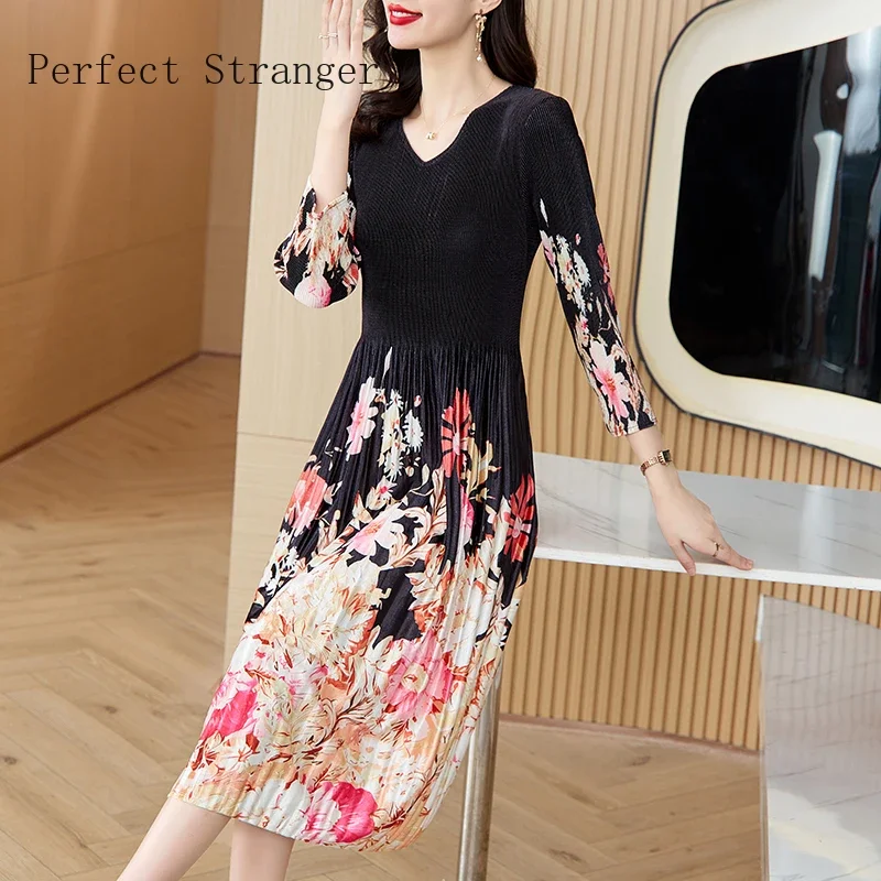 

Sanzhai Pleated Vestidos 2024 Autumn New Black V-Neck Flower Print Loose Size Elastic Waist Slim Women A-line Long Dress Robe