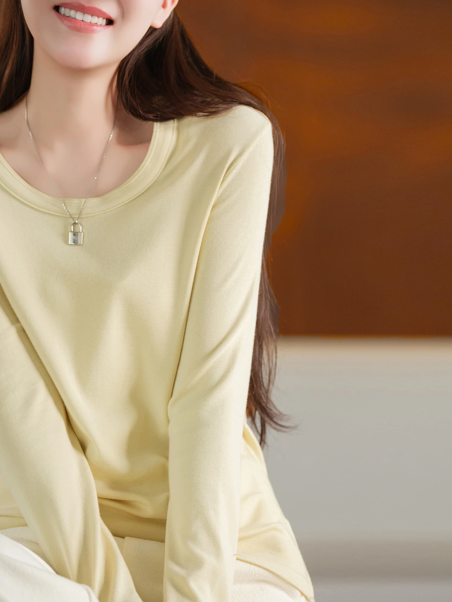 Soft Long Sleeve Women's T-shirt Cotton Polyester Blend round Neck Comfortable Double Layer Cotton Stick Tapered Design