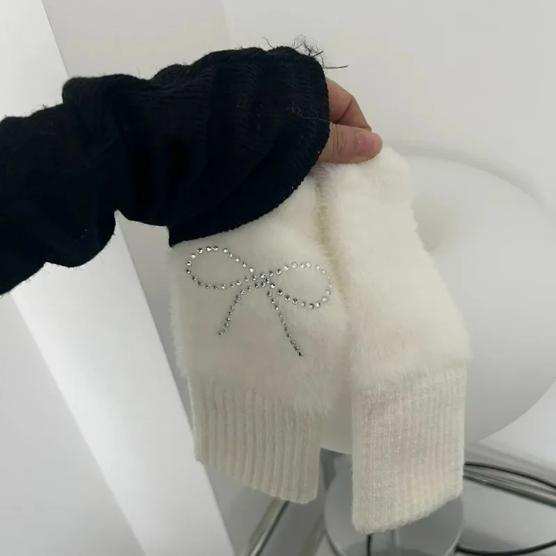 Winter Bogen Strass Halbe Finger Handschuhe Frauen Süße Gestrickte Fingerlose Kristall Bowknot Band Handschuhe Winter Verdicken Fäustlinge