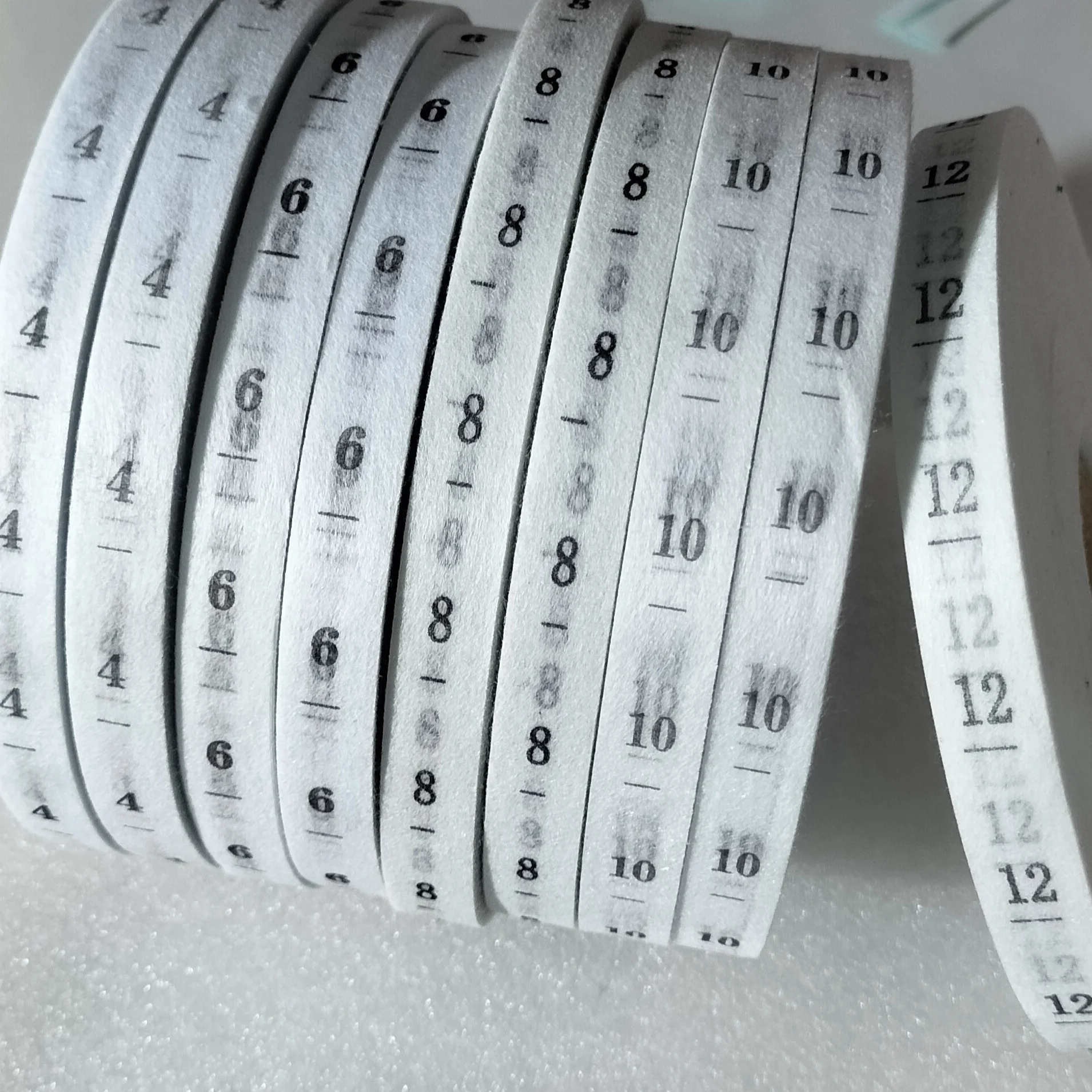 Thin paper Can tear number label 0-60 Non-woven fabric Printing labels Clothes Garment accessories