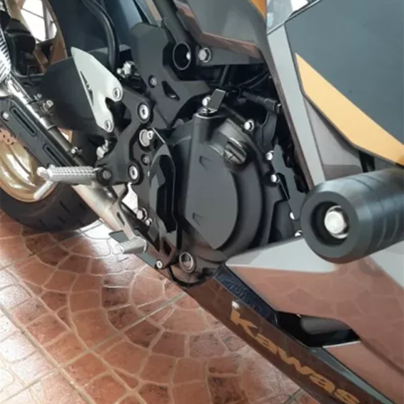 

Motorbike Engine Crash Pads Guard Pad Frame Sliders Protector For Kawasaki Ninja 250 400 2018 2019 2020 2021 2022 2023 2024