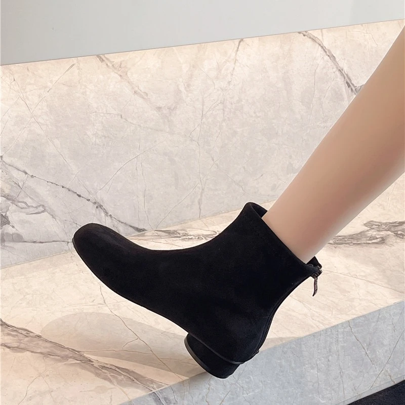 2025 جديد منتصف الكعب النساء الجلد المدبوغ حذاء من الجلد الشتاء موضة أحذية مكتنزة للمرأة أحذية أنيقة الثلوج تشيلسي أحذية بوت قصيرة دي Mujer
