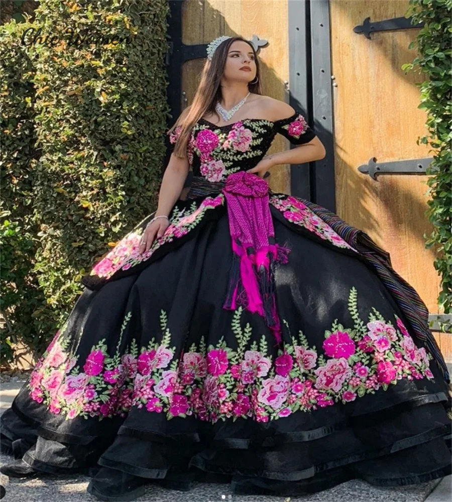 Mexican Black Quinceanera Dresses Customized Elegant Colorful Flowers Charro Birthday Vestidos De 15 Años Quinceañeras