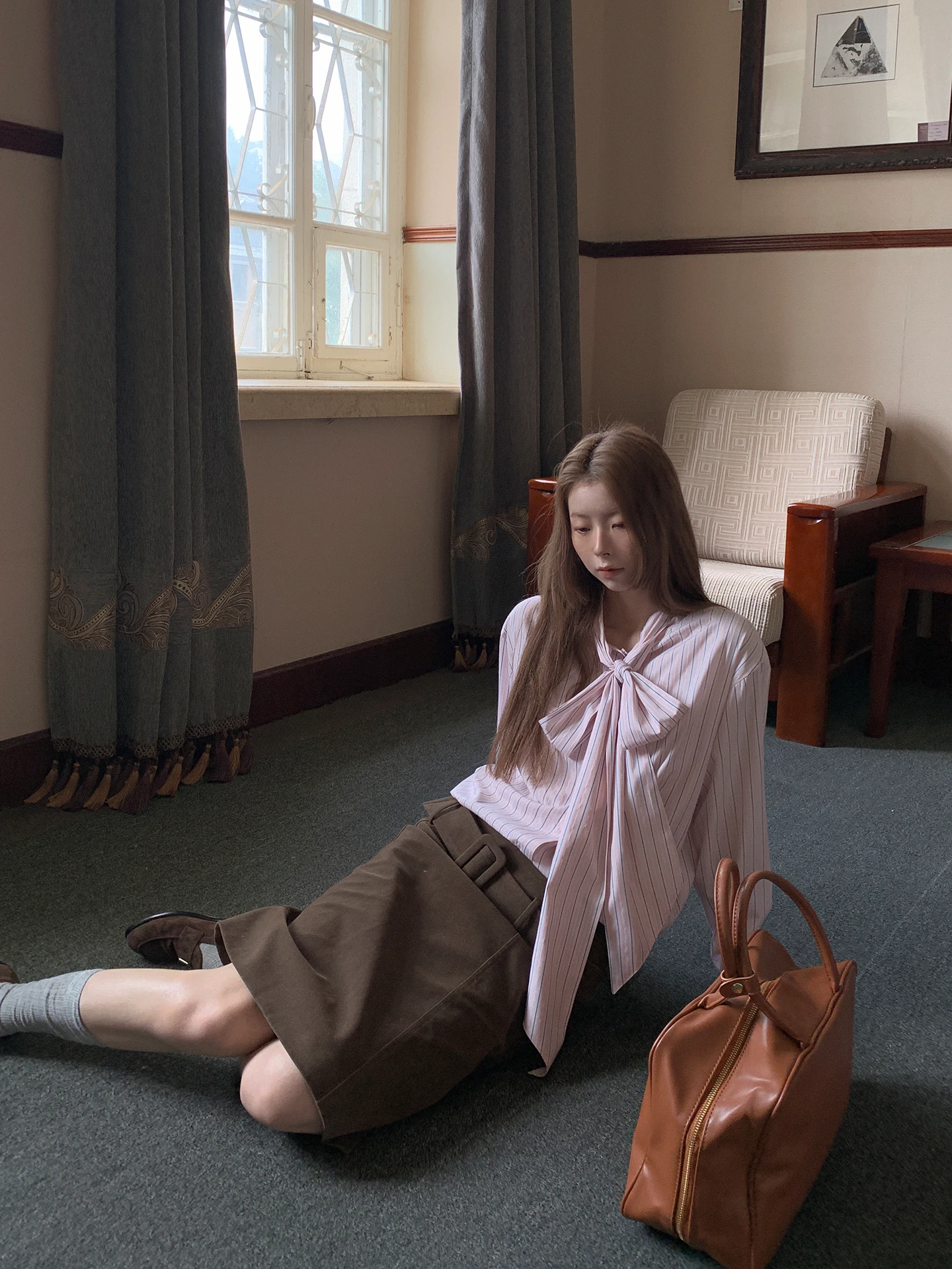 

Красная замшевая юбка Celebri с низкой талией, женская расклешенная юбка средней длины, модная юбка из искусственной кожи для поездок на работу