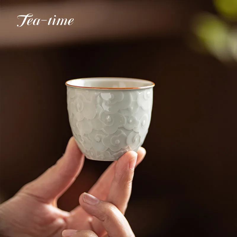 Pure Hand Carved Clouds Tea Cup Ceramic Chinese Tea Cups Mate Kung Fu Tea Set Personal Master Cup Puer Tea Cylinder Cup Chhai