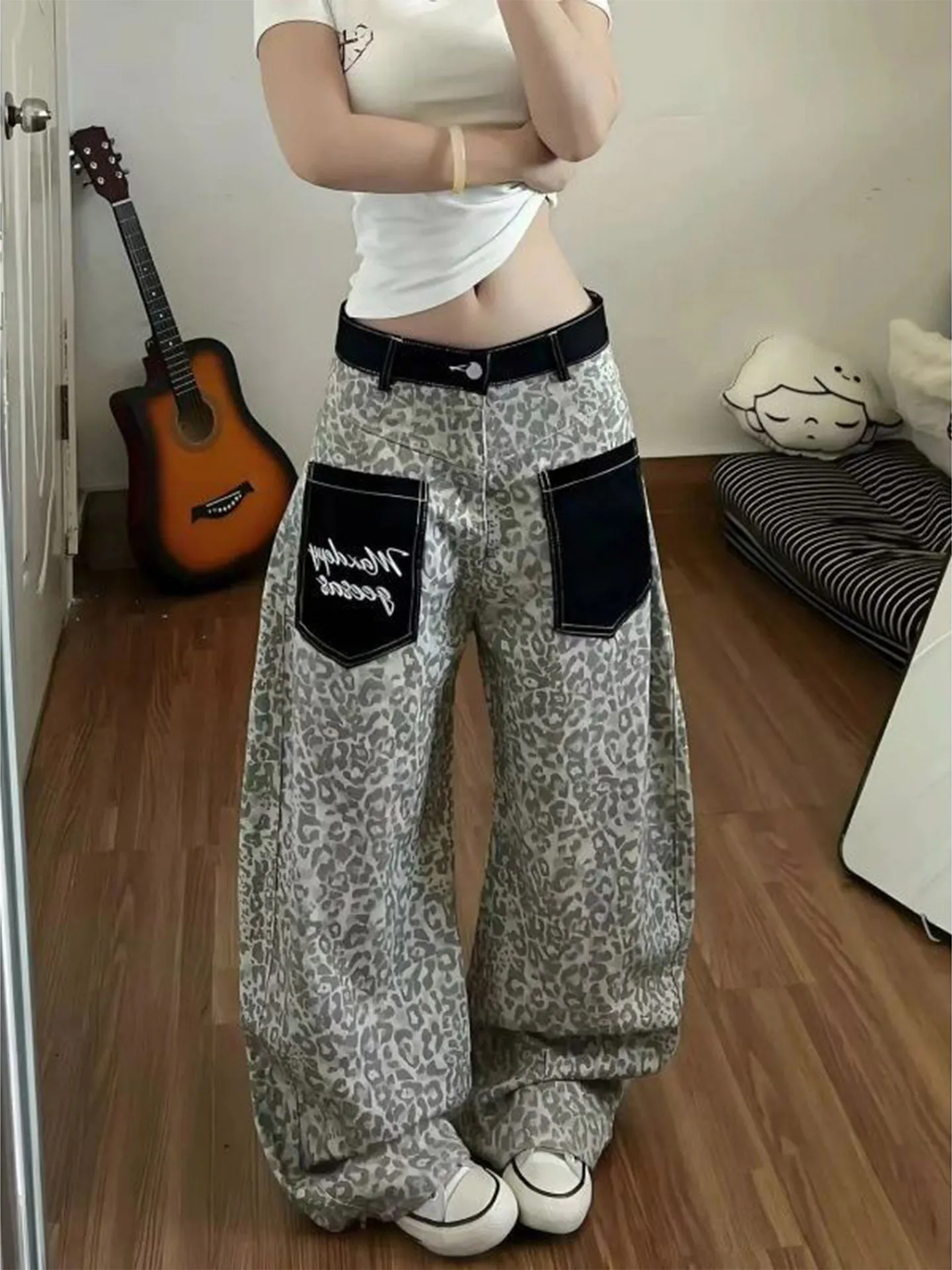 Large Size American Retro Leopard Print Patchwork Pocket Denim Jeans Women Summer Loose Street Wide Leg Casual Long Trousers