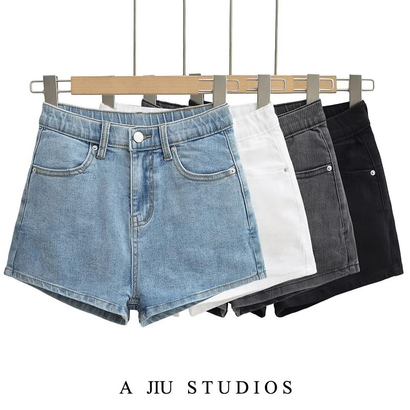 orts jeans retrô es com cintura alta elástica, modeladores, sensuais e com efeito lev bumbum, ajustados ao corpo...