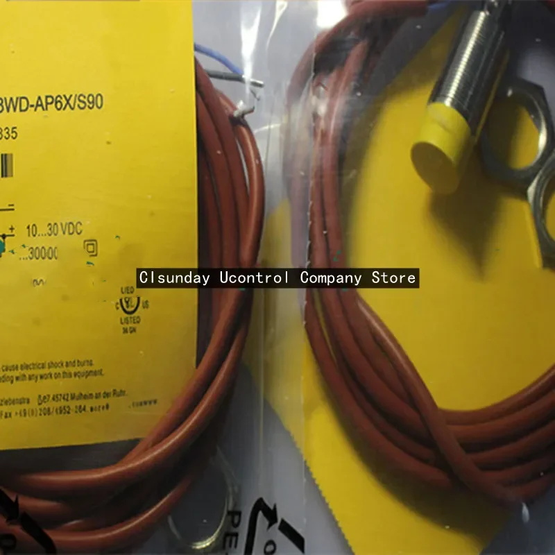 

2pcs New Ni15U-EM18WD-AP6X/S90 proximity switch sensor