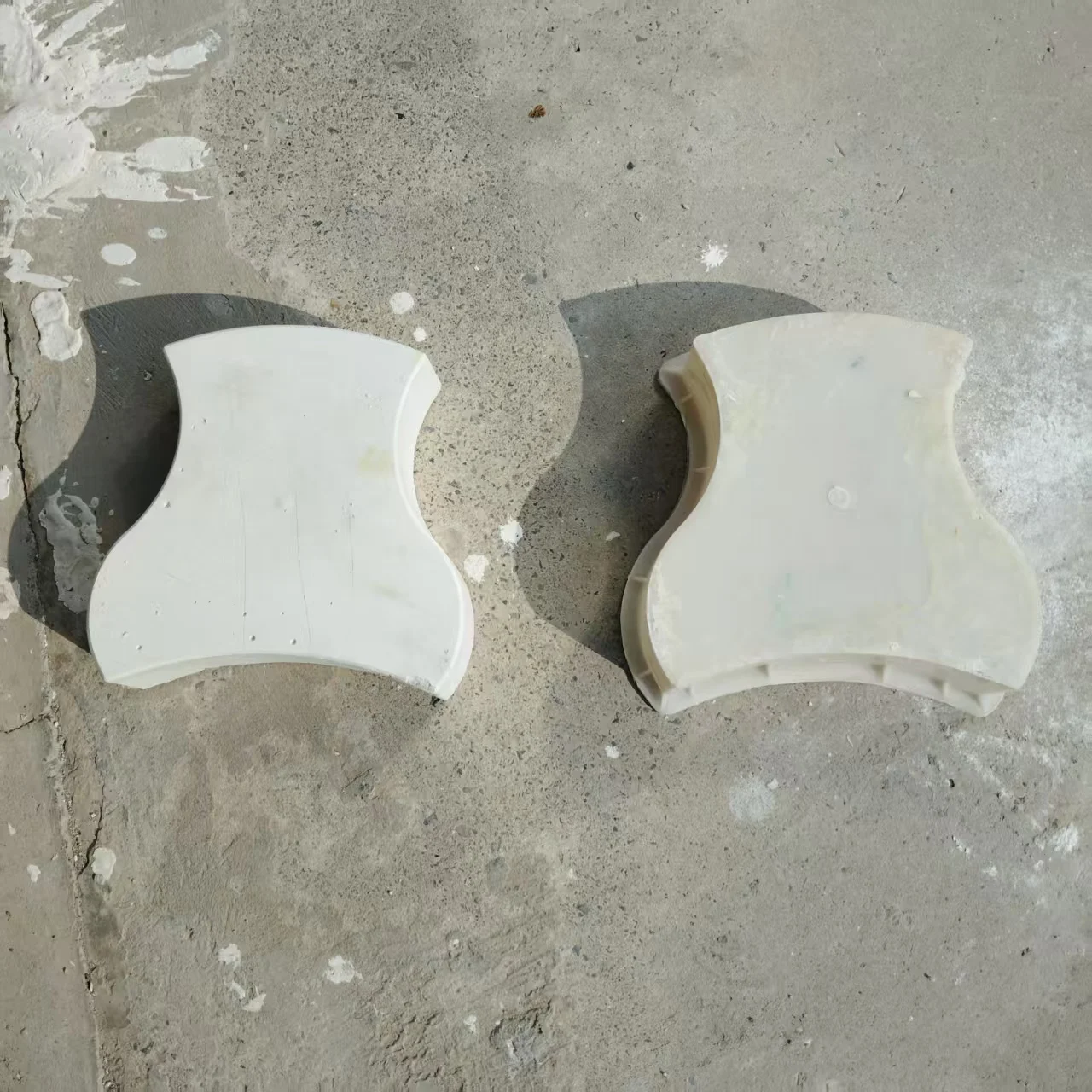 Reusable PP Plastic Interlocking Paver Mold DIY Concrete Cement Paving Block Mould for Garden Patio Walkway Courtyard Pavement