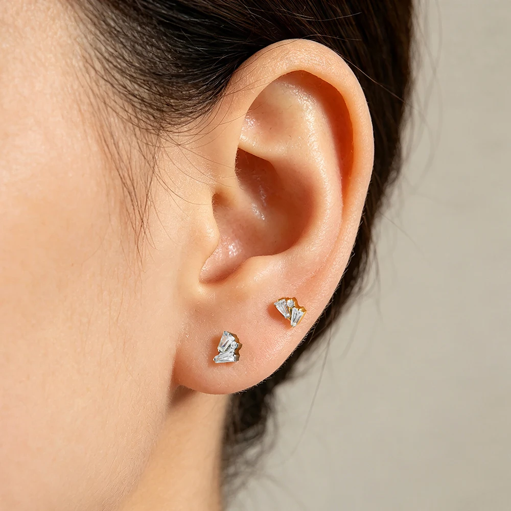 1 Stück Silber- und Goldplattierter Lippen- und Nasenpiercing aus G23 Titanlegierung mit Innenschraube für Ohrknorpel, Tragus, Conch und Rook – Detail 4
