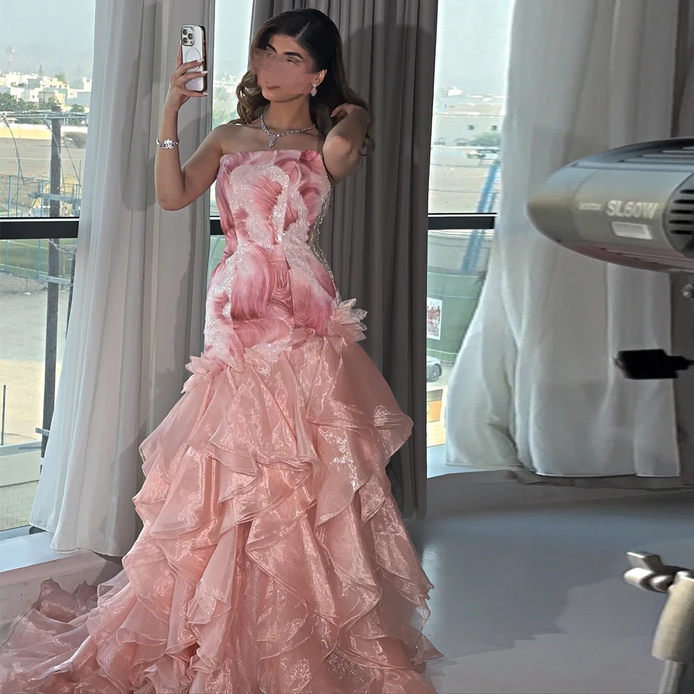 

Индивидуальный вечерний наряд с принтом, рюшами по низу, силуэтом «русалка», без бретелек, с бисером, из органзы, для торжественных мероприятий