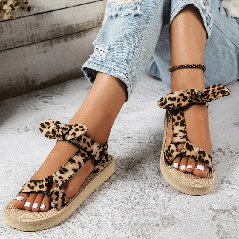 Women\'s Leopard Print Bow Sandals Summer Fashion Thick Soled Outdoor Beach Slippers Trend Flat Casual Shoes Lightweight
