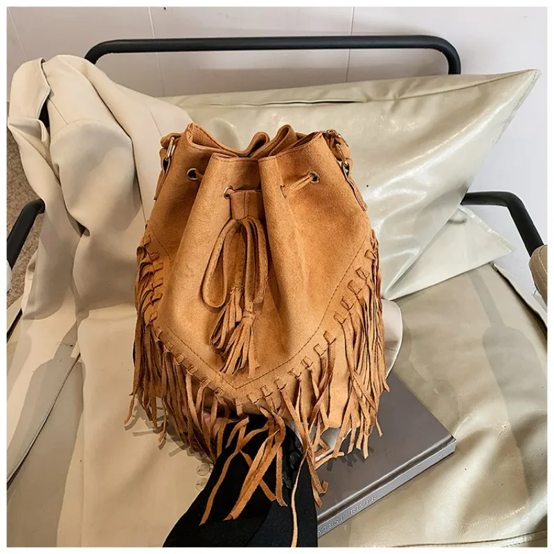 

Women's Bag Factory 2025 European American Style Single Shoulder Handbag Simple Generous Fringed Bucket Bags Urban Simplicity
