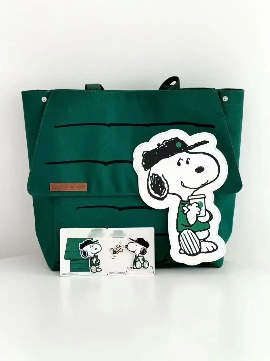 2026 Snoopy Große Kapazität Bedruckte Casual Lazy Style Frische Kleine Tragetasche Mädchen Reise-Schultertasche Neujahrsgeschenk – Detail 10