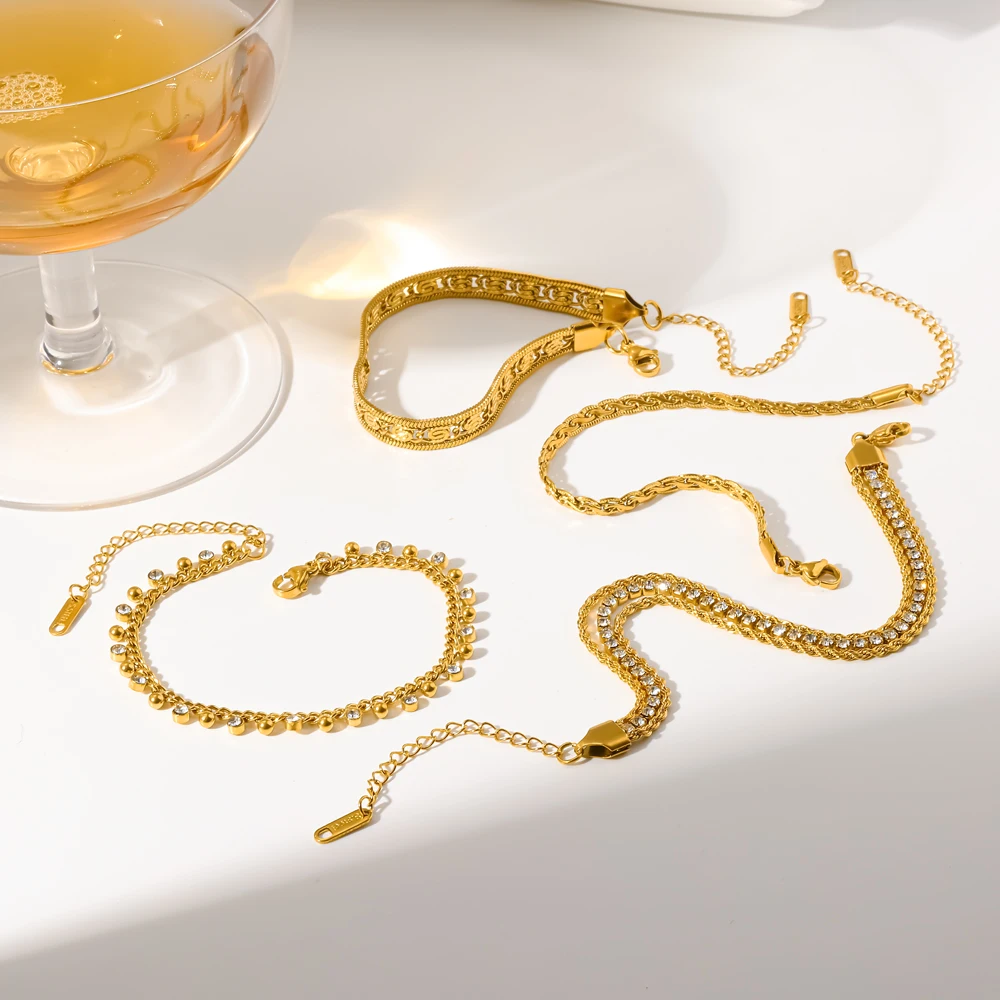 Modisches Edelstahl-Zirkon-Kettenarmband in Goldfarbe, wasserdicht, alltagstauglicher Schmuck, exquisites Luxusgeschenk – Detail 2