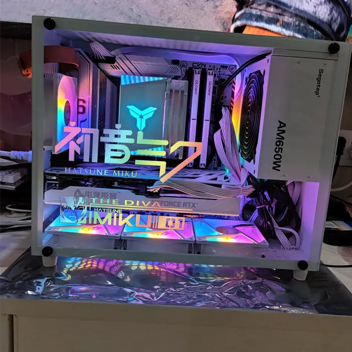 

Hatsune Miku 01 Anime Text MIKU Music Car Sticker Case Electric Car Reflective Waterproof DIY Decorative Sticker