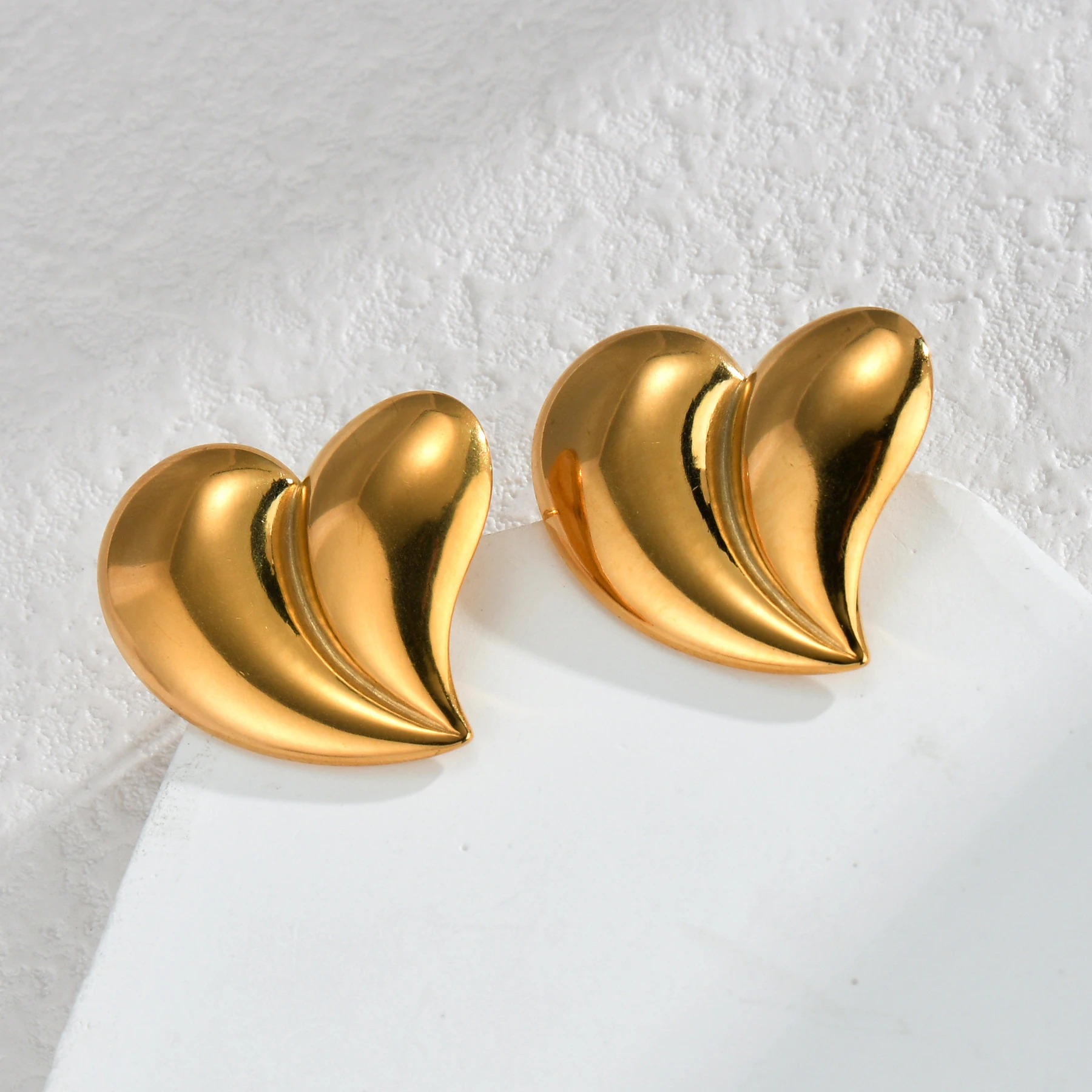 18K Stainless Steel Gold Plated Stud Earrings Accessories Luxury Trendy Heart Shaped Earrings Women wedding Couple Jewelry Gifts