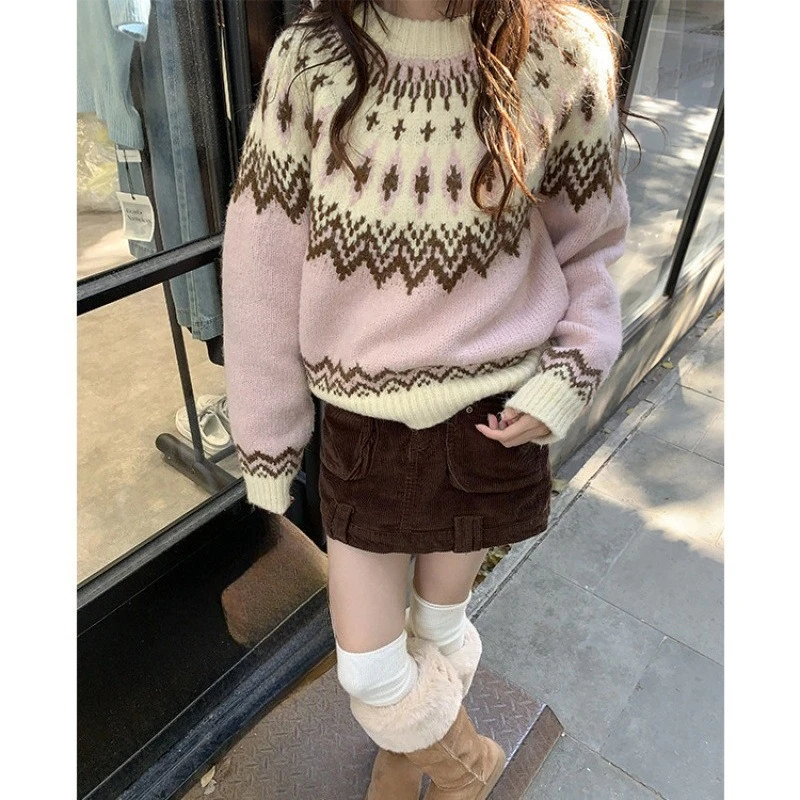 

Autumn and Winter New Lazy Senior Feeling Loose and Comfortable Sweater Thin Crew Neck Knitted Sweater Comfortable and Beautiful