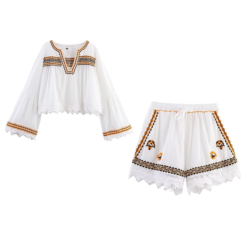 

2025 Holiday Style Women's Beach Suit Long Sleeve Loose Embroidered Shirt + Elastic Waist Lace Trim Shorts 2-Piece Set