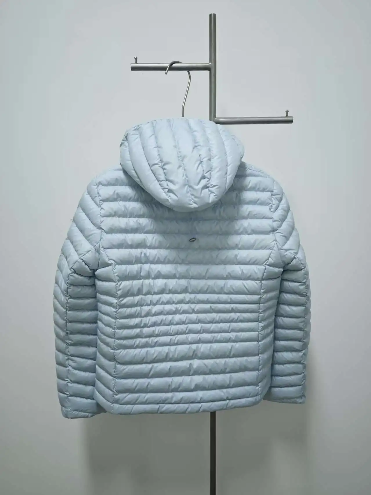 Chaqueta desmontable con cuello levantado y hombros descubiertos para el calor del invierno, chaqueta rellena de plumón de pato blanco para mujer, novedad de 2025