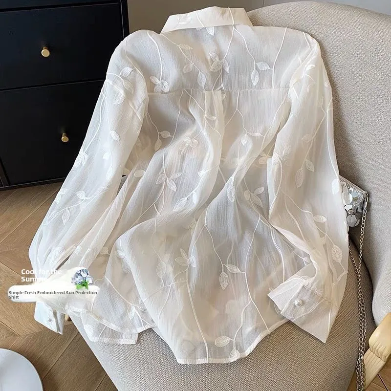 

Шелковая рубашка с защитой от солнца, легкая, с длинными рукавами, с вышивкой цветочным узором, свободного кроя, стройнящая, универсальная женская рубашка, летняя, новый дизайн