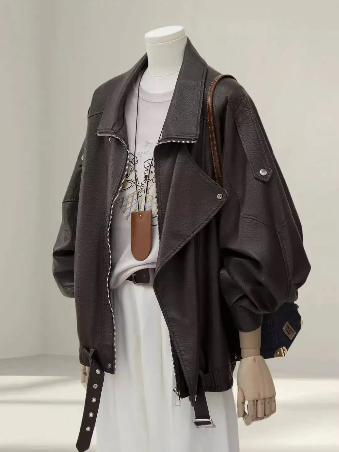 

Женская кожаная куртка, осень 2024, женская кожаная куртка, свободная модная байкерская мотоциклетная куртка, стильная верхняя одежда