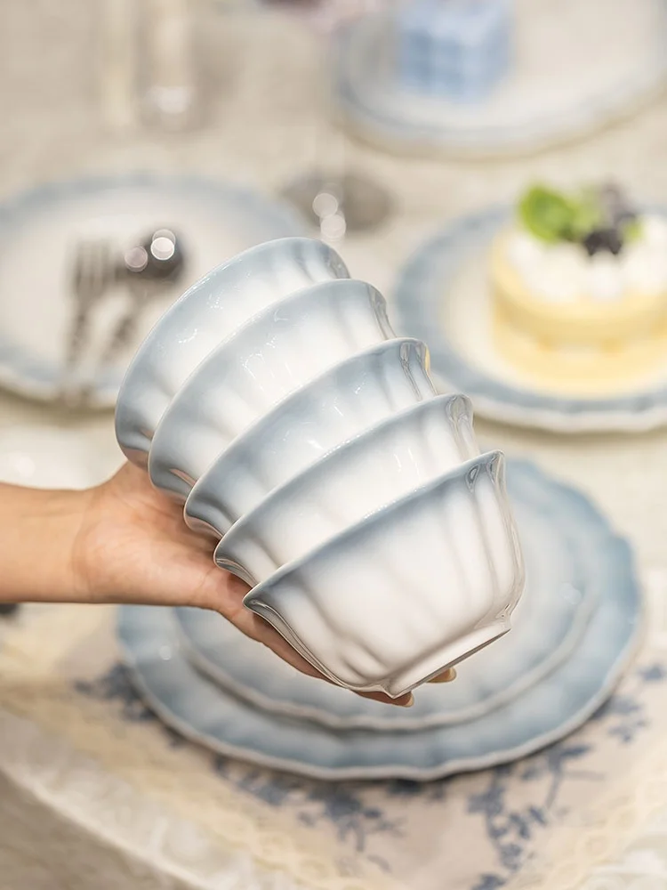 Underglaze Cerc Bow…