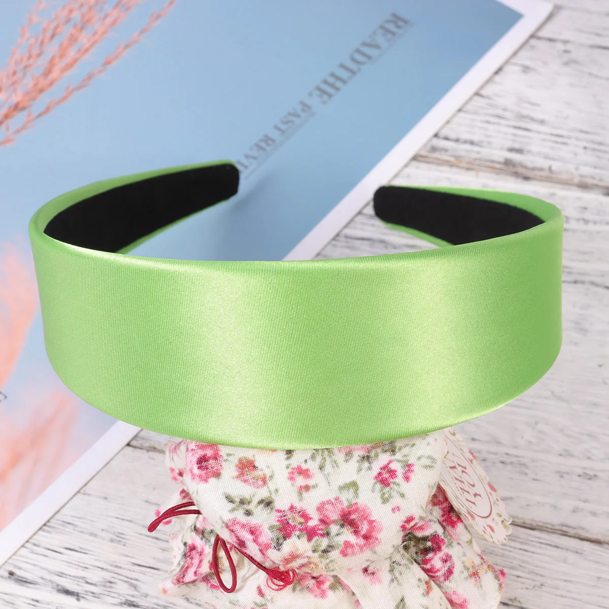 

2pcs Solid Color Headband Wide-Edge Satin Hair Hoop For Women Girls Fluorescence Green Party Christmas Cosplay Accessory Hair