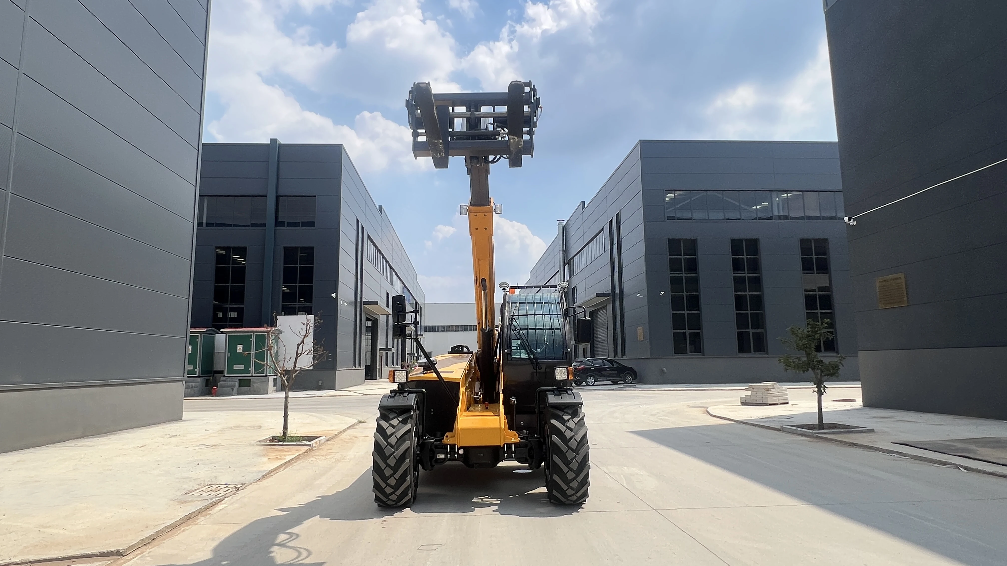 Truk Forklift Diesel Teleskopi - Telescopic Handler Boom ulasan dan harga