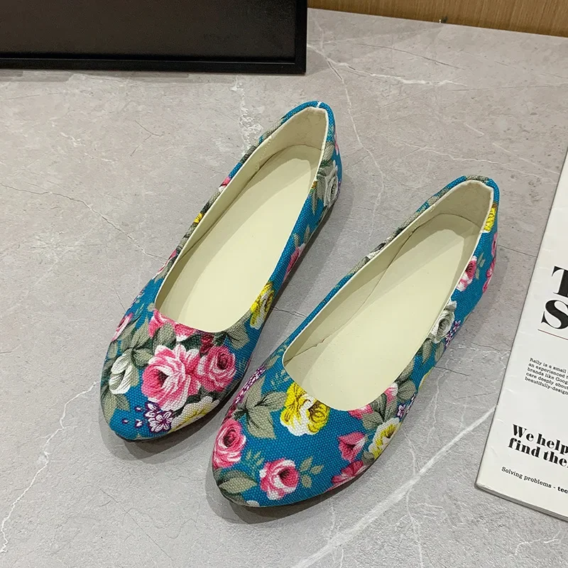 2025 Spring Summer Women's Flat Shoes Female Flats Women Dress Shoe Rose Large Size Cloth Shoes Casual Cheap Round Toe