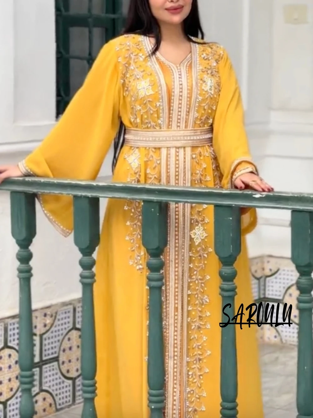 

Yellow Elegant V-neck Evening Dresses Kaftan Fashion Long Sleeve Bridal Dress Caftan Appliques Floor-length Gown Robe De Mariée