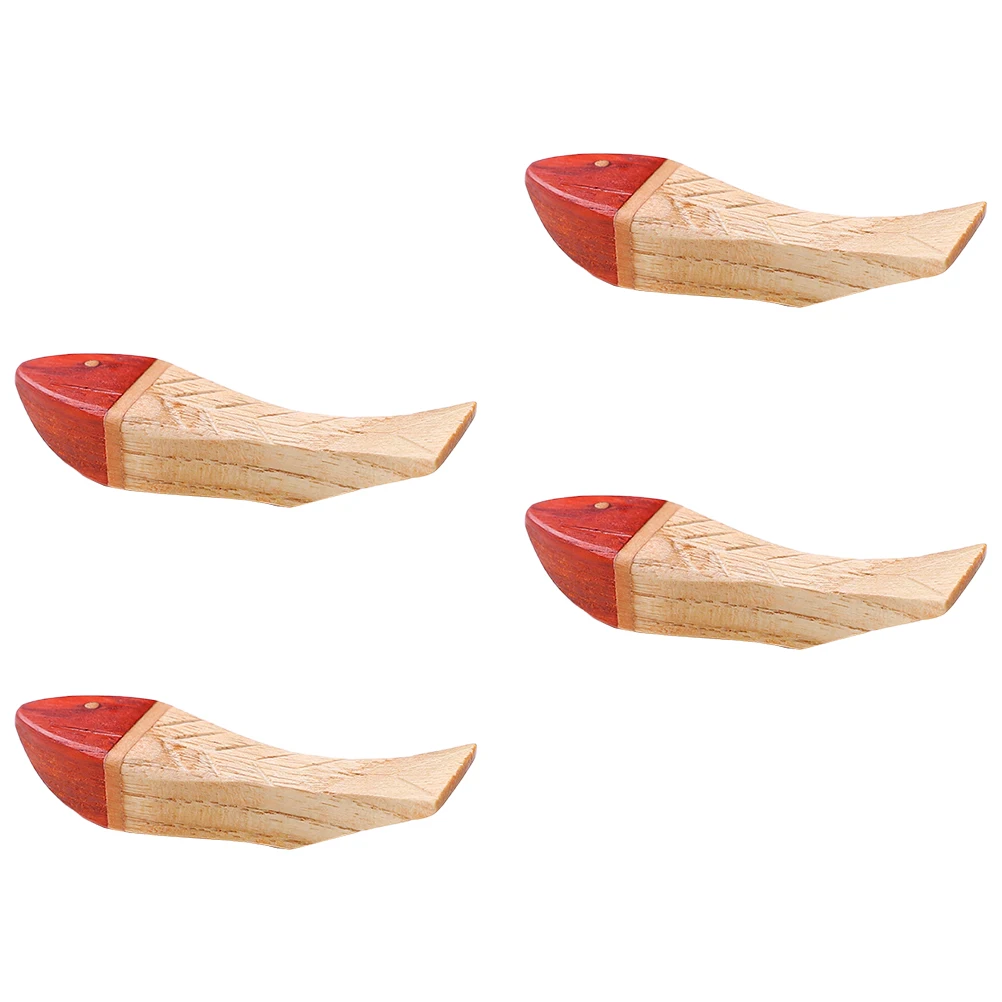 4Pcs Portable Lightweight Redwood Fish Shaped Chopstick Rests Elegant Dining Accessories