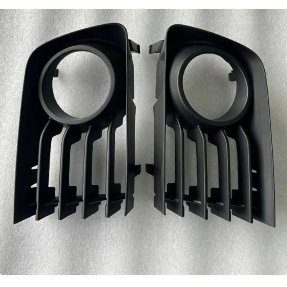 Perforated Fog Light Bezels for Toyota Prius US 2004-2005 OEM Part Numbers 53113-47030 53112-47030