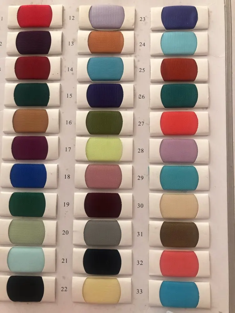 فستان Quinceanera باللون الأخضر الزمردي بأكمام طويلة ورقبة سكوب مزين بالدانتيل ترتر للحفلات الراقصة الأميرة الكرة ثوب حلو 15 ساتان