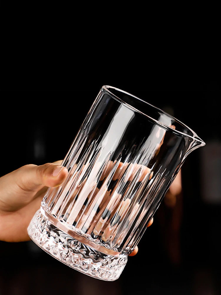 700ml Crystal Glass Stirring Cup Japanese Engraved Glass Cup Cocktail Mixing Cup Grid Divider