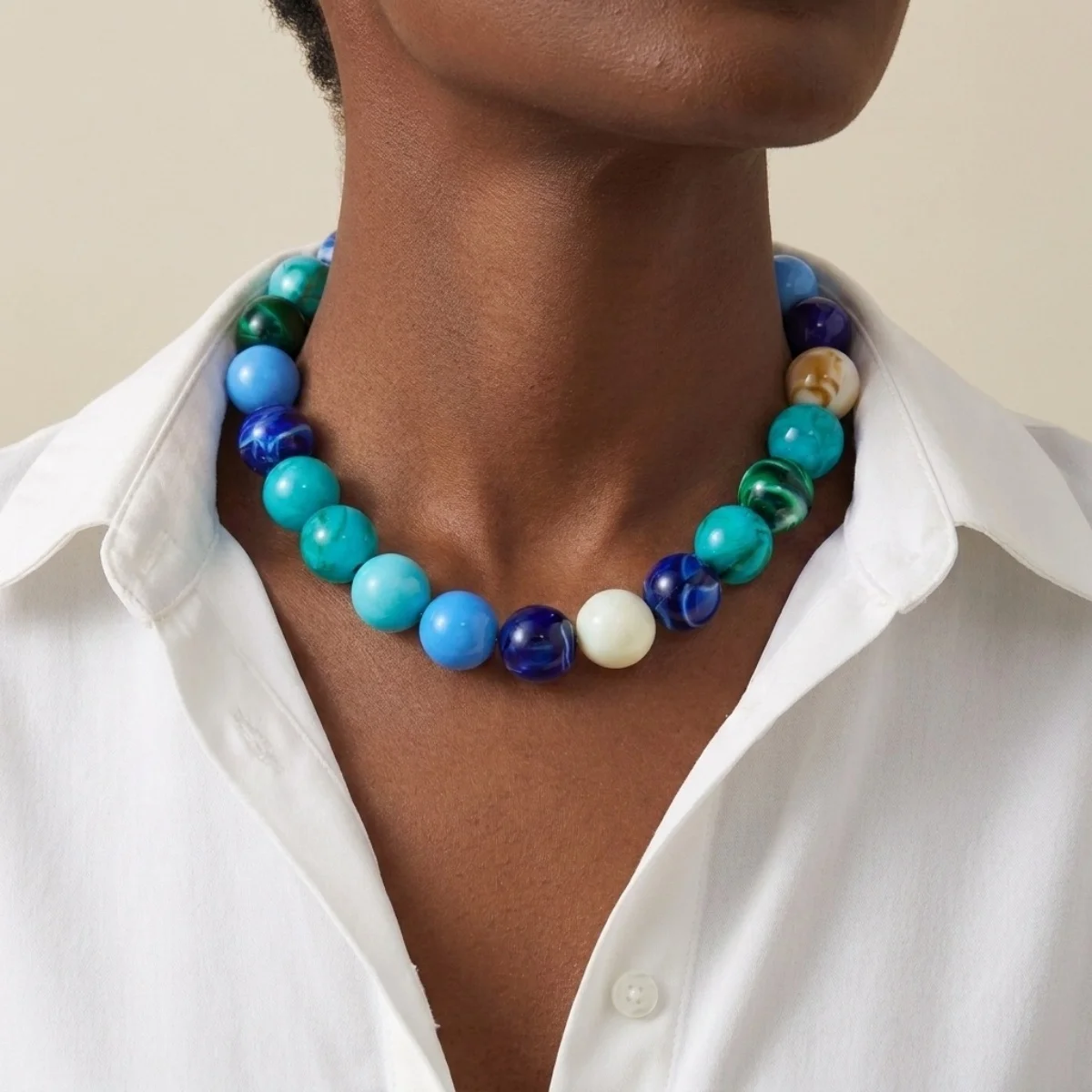 Modische bunte Acryl-Halskette mit großen runden Perlen für Damen und Herren, böhmische blaue braune Harzperlen, Choker, Y2K-Ästhetik-Schmuck – Detail 20
