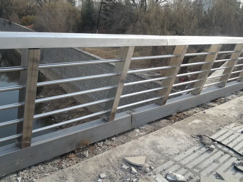 Main courante carrée en acier inoxydable, balustrade extérieure, balustrade en métal pour balcon