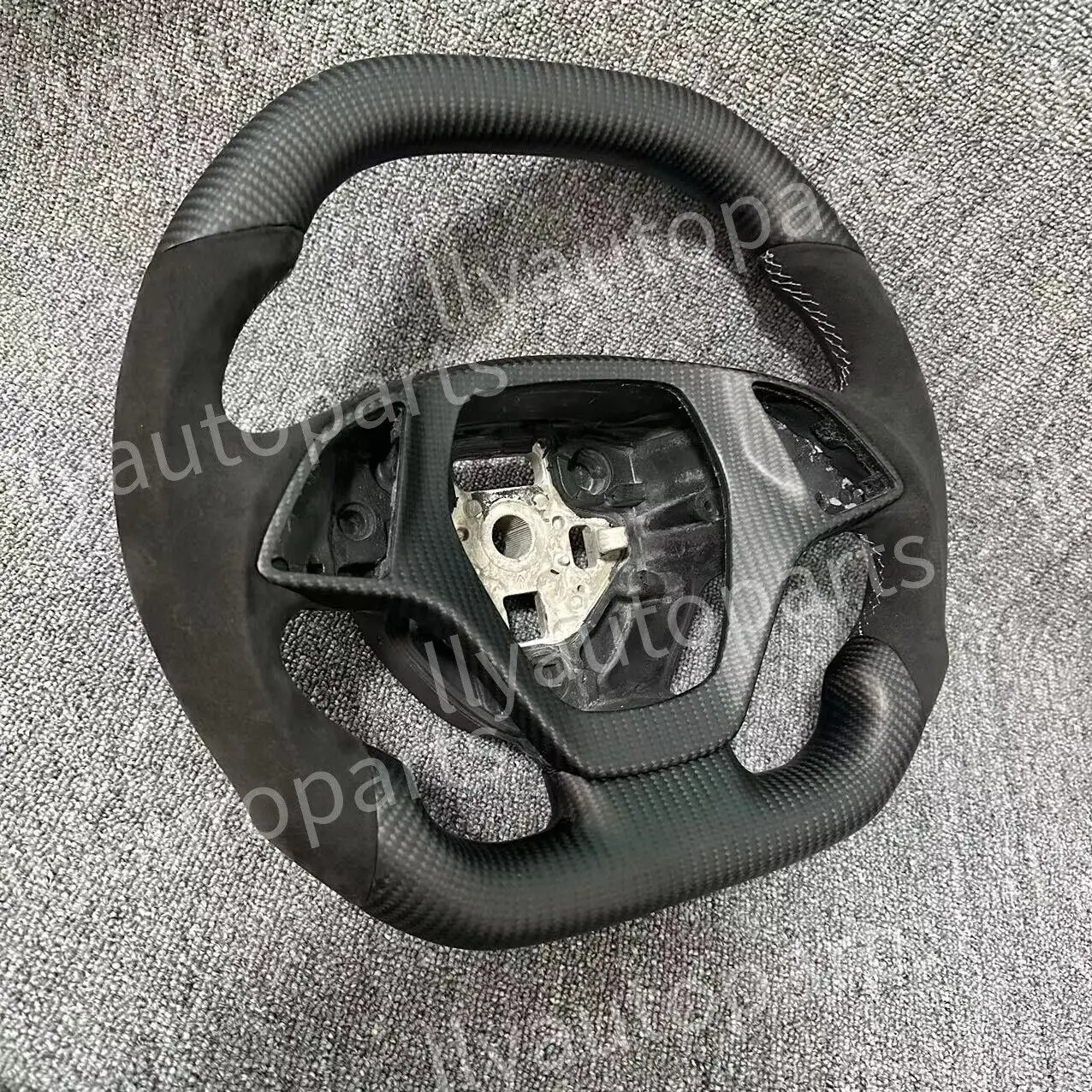 Wildleder-Matt-Kohlefaser-Lenkrad für Chevrolet Corvette C7 Camaro SS – Detail 3