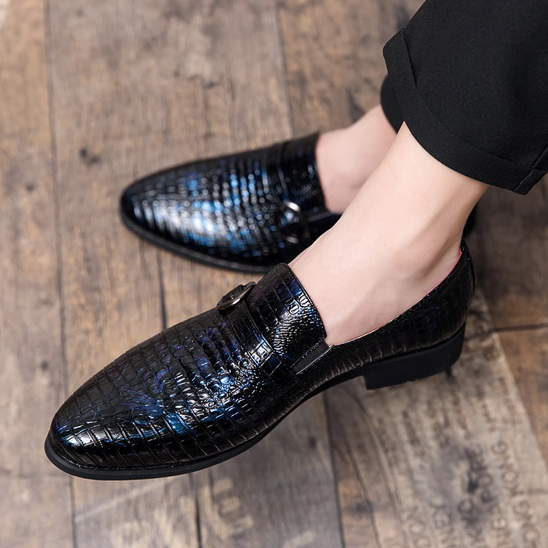 

Pointy Toe Shoes Crocodile Pattern Luxury Brand Leather Shoes Men Loafers Casual Shoes Slip on Party Shoes Black Moccasins Shoes