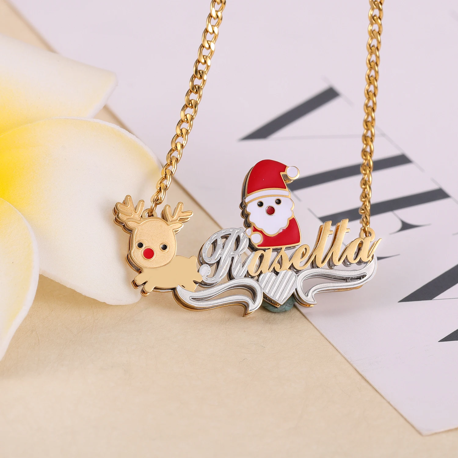 

Dascusto персонализированное ожерелье с именем, рождественский дизайн Санта-Клауса и оленя, двухцветное двухслойное праздничное украшение на заказ для женщин